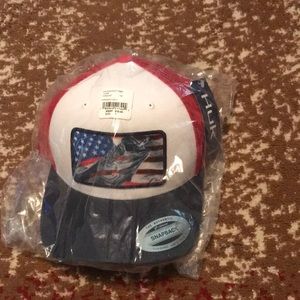 Huk fishing gear (SnapBack)